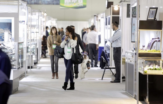 American Fixture & Display showcases at a trade show